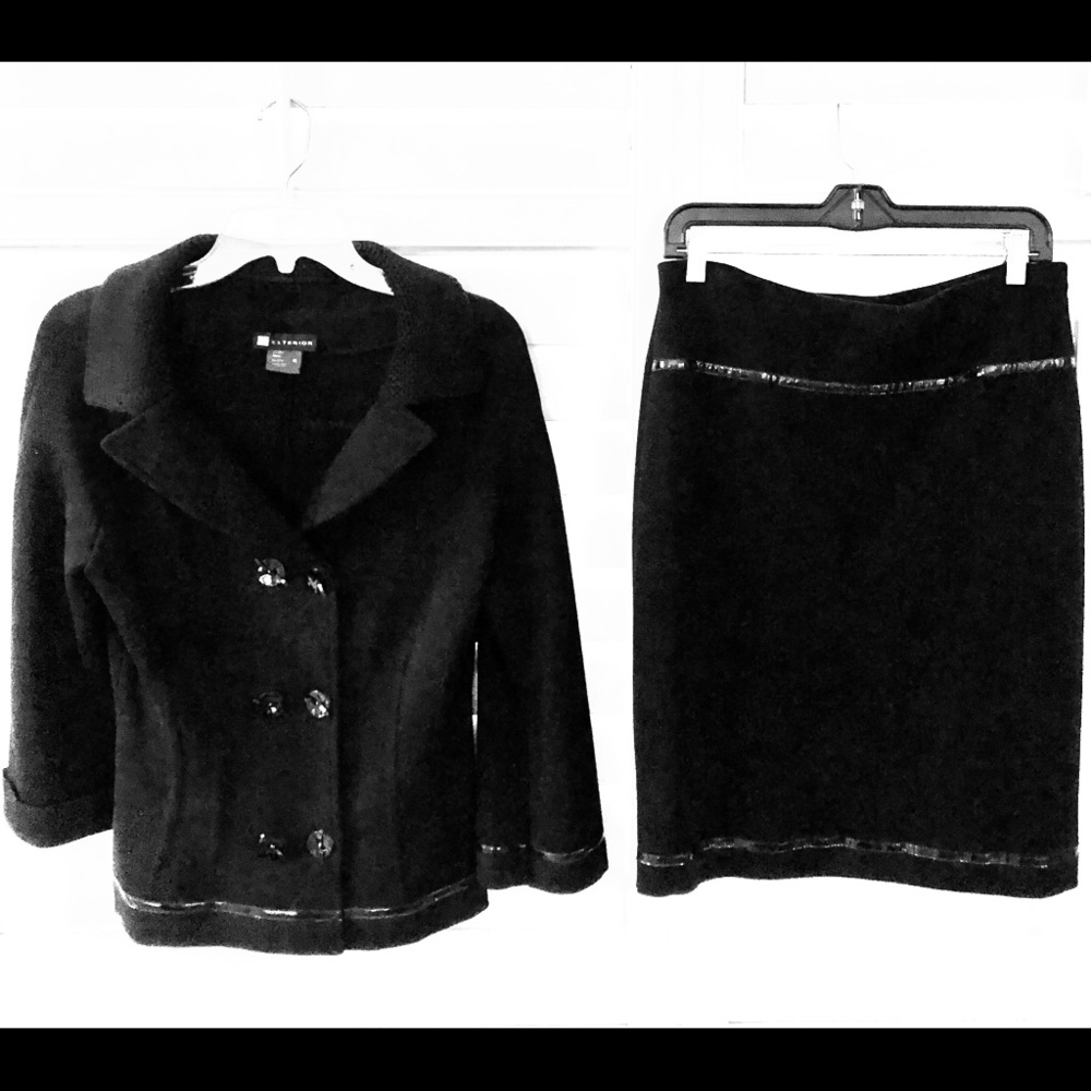 D. Exterior wool knit set.  Jkt M, Skt L